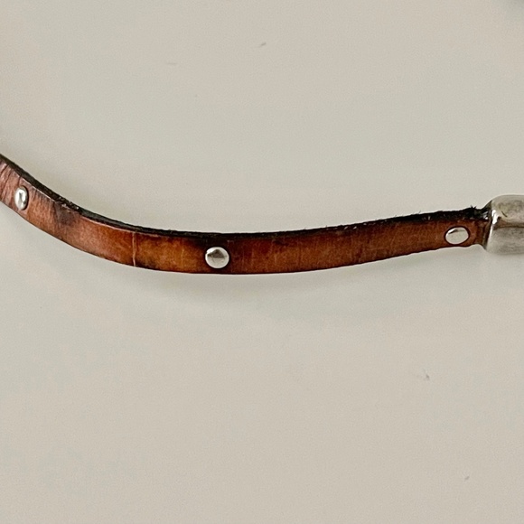 Leather Bracelets Asymmetrical Half Circle 3 mm Leather Wrap Magnetic Closure - Picture 9 of 11